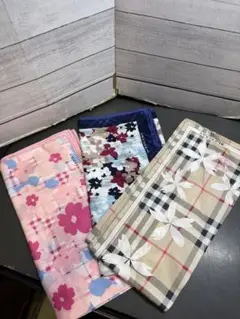 Burberry 大判ハンカチ　3点