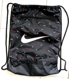 BN8997 NIKE ナップサック リュック ブラック 総柄 y2k