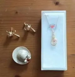 ネックレス・イヤリング・ブローチセットサンゴ