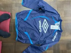 アンブロ　ピステスーツ　サイズM