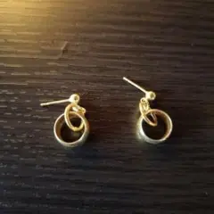 留め具無し　ゴールドメッキ フープピアス