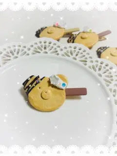 くまちゃんクッキーヘアクリップ ホイップクリームトッピング　ハンドメイド