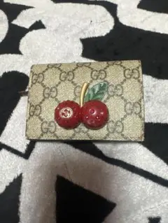 GUCCI GGスプリーム チェリー 二つ折り財布