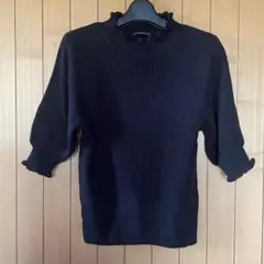 リブ編み フリルネック 五分袖ニット