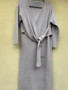 試着のみ☆GUのカシュクール調ワンピース(薄いパープル)