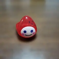 たまごっち　ぷくっとクリアリング　いちごっち