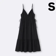 【GU】 テクスチャーキャミソールワンピース