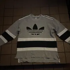 adidas トレフォイル スウェット 銀タグのサムネイル