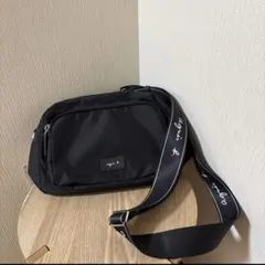 アニエスベー ナイロン ショルダーバッグ 黒