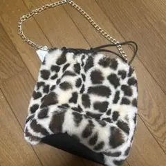 ヒョウ柄ファーショルダーバッグ