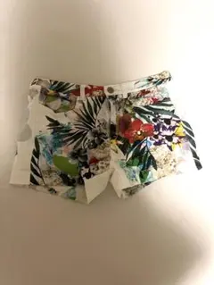 最安値✨美品✨ベルシュカ　ショートパンツ花柄