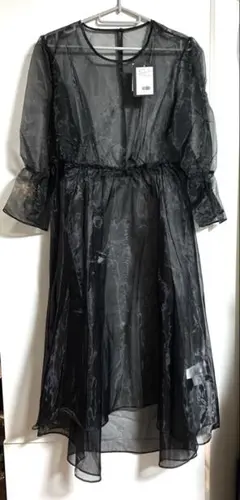 新品未使用　GIRL ブラック　チュール　ロングワンピース　フィッシュテールのサムネイル