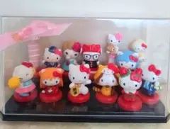 ハローキティ ミニフィギュア 13体セット 赤い台無しフィギュアのみのサムネイル