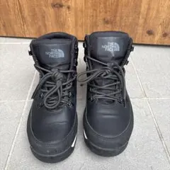 THE NORTH FACE ミッドカット スニーカー ブラックのサムネイル