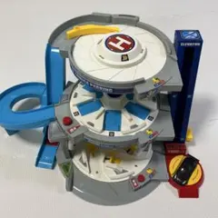 トミカ ぐるぐるシュート　DXパーキング
