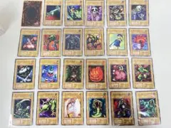 ク*ロ様 遊戯王　初期　型番なし120枚以上 スターターデッキ　セミコンプリート