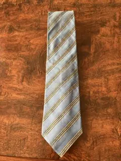 【値下げします】GIVENCHYストライプ ネクタイ