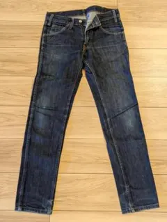 Item thumbnail for item e394f5f6-f61d-4566-b7dd-a2c5a4a72485