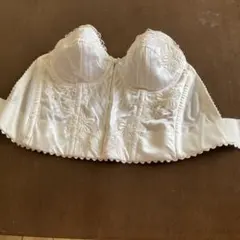 ホワイト刺繍ブライダルインナー