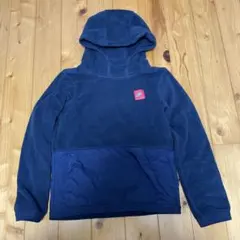 ナイキ　フード付きトレーナー　160 中古