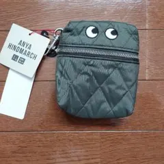 ユニクロ　ANYA HINDMARCH オリーブパッカブルバッグ