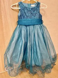 Item thumbnail for item c101f5bb-79af-40ac-a394-f6145548f733