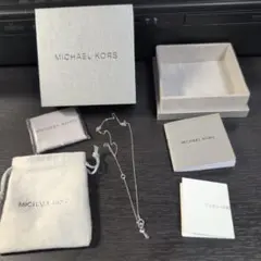 MICHAEL KORS ネックレス キーモチーフ シルバーのサムネイル