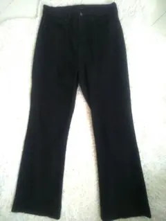ユニクロ　スリムフィットフレアデニムパンツ　ブラック　26 ウエスト66cm