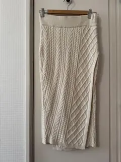 Ray BEAMS アイボリー ケーブル編みタイトスカート