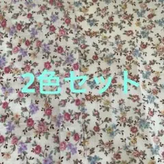 USAコットン　Joan Kessler Concord白地にピンク色の小花柄