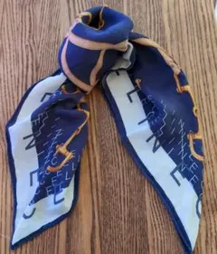 セリーヌスカーフ