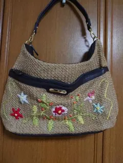 お値下げ FREUDE 花柄刺繍 ストローバッグ