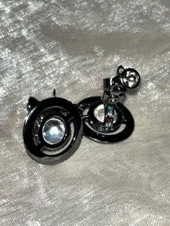 Vivienne Westwood　オーブ　ピアス