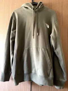 ノースフェイス　スクエアロゴフーディー