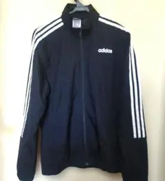 adidas 黒 ジップアップジャケット 3本ライン