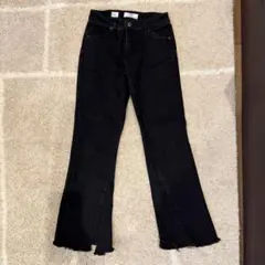 Bershka Kick Flare ブラックデニム