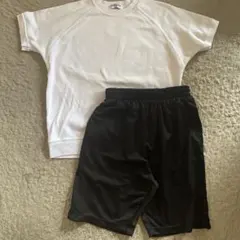 体操服 Tシャツとショートパンツセット