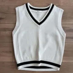 GU ホワイト Vネック ニットベスト M