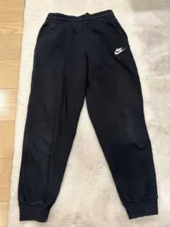 NIKE 長ズボン ブラック　150〜160サイズ