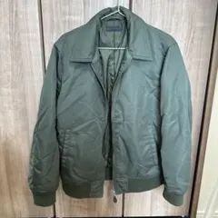 ユニクロ　ナイロンジャンパー　カーキ