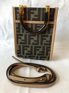フェンディ ショルダーバッグ