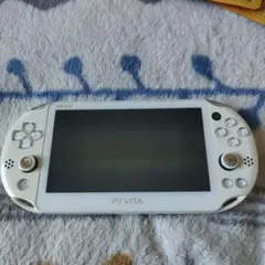 値下！ソフト1つプレゼント✩.*˚ PS Vita2000✩.*˚ 動作確認済