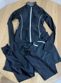 ellesse arenaスポーツ用水着３点セット　ラッシュガード水着上下