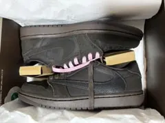 Travis Scott Air Jordan1 トラビス　ベルベットブラウン