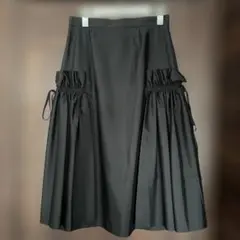 ADEAM 黒　サイドフリルリボン　スカート　美品のサムネイル