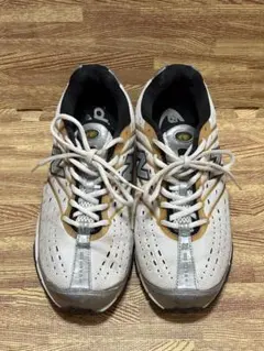 New Balance8507 ランニングシューズ27㎝のサムネイル