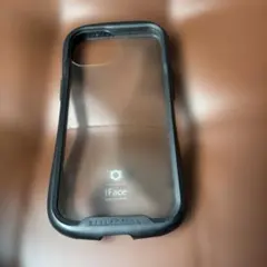 iFace Reflection 黒　iPhone14で使用