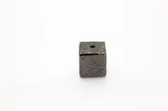 アルタイ隕石(メテオライト) 6x6mm MIXコーティング キューブ ビーズ