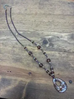 ブラウンビーズの2連ネックレス