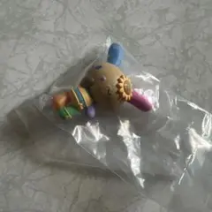 【匿名配送】サンリオキャラクターズ みんなでバカンスフィギュア　ウサハナ